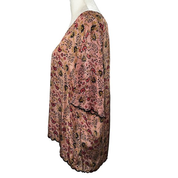 VELVET by Graham & Spencer Floral Top Size Medium - Picture 3 of 10